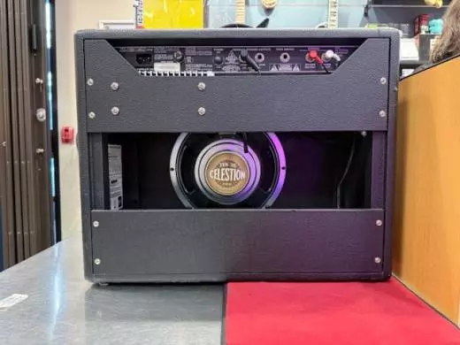 Fender - 227-2000-000 2